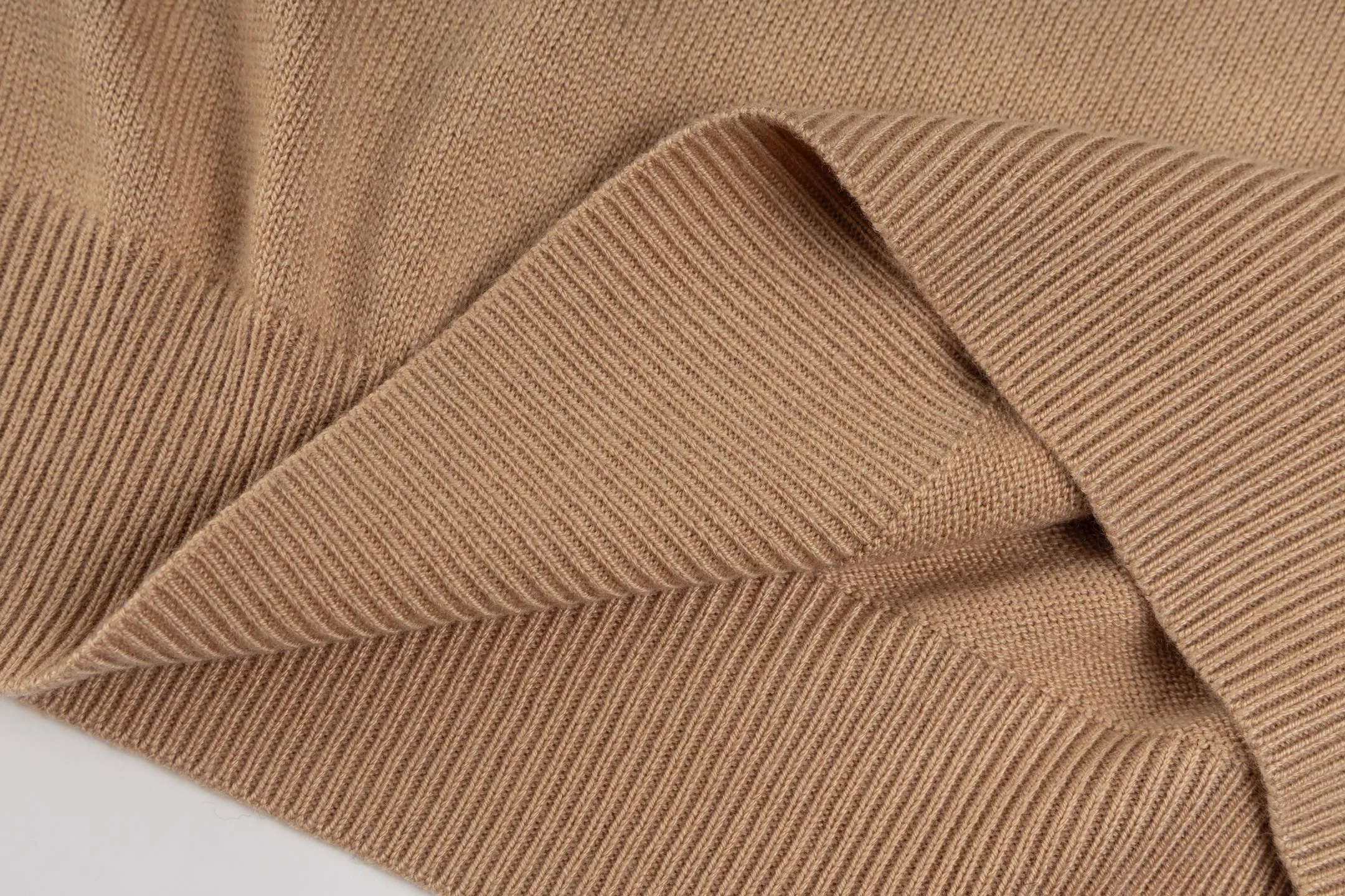 BBR （Khaki ） 11,294 ， ， B 。 ， Classic ， ， 。 ， Burberry ， 。 ， 。 ， ， 。 ， ， ， 。 Size:S/M/L